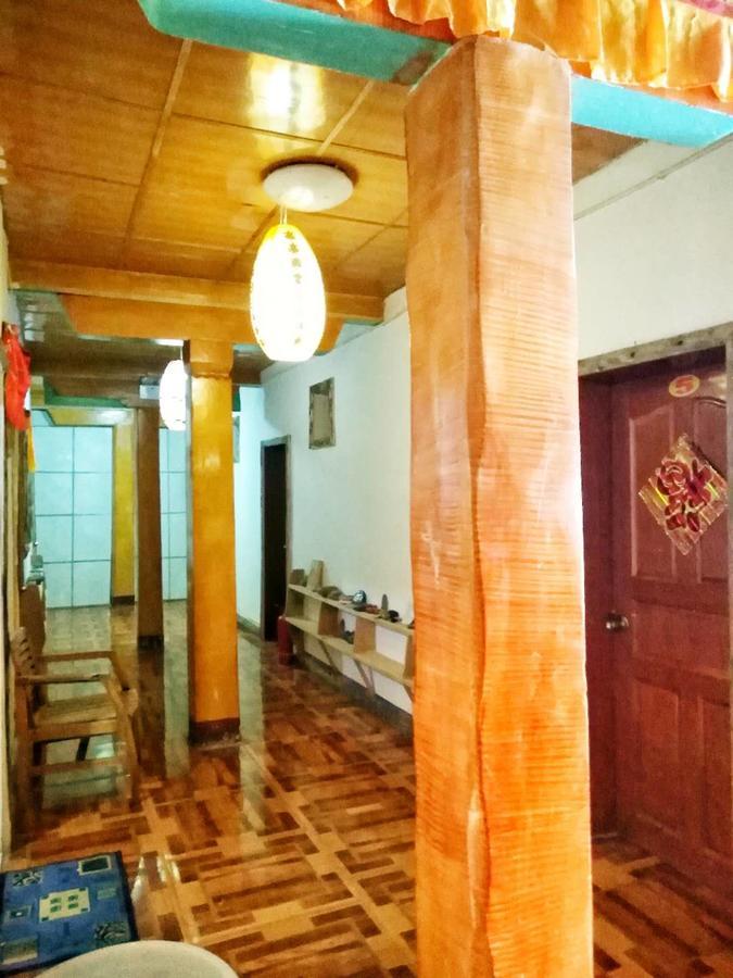 Zishuo Zihua Guest House Daocheng Exterior photo